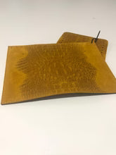 Patta Cm 26x20 in pelle con fondo stampa cocco scamosciata